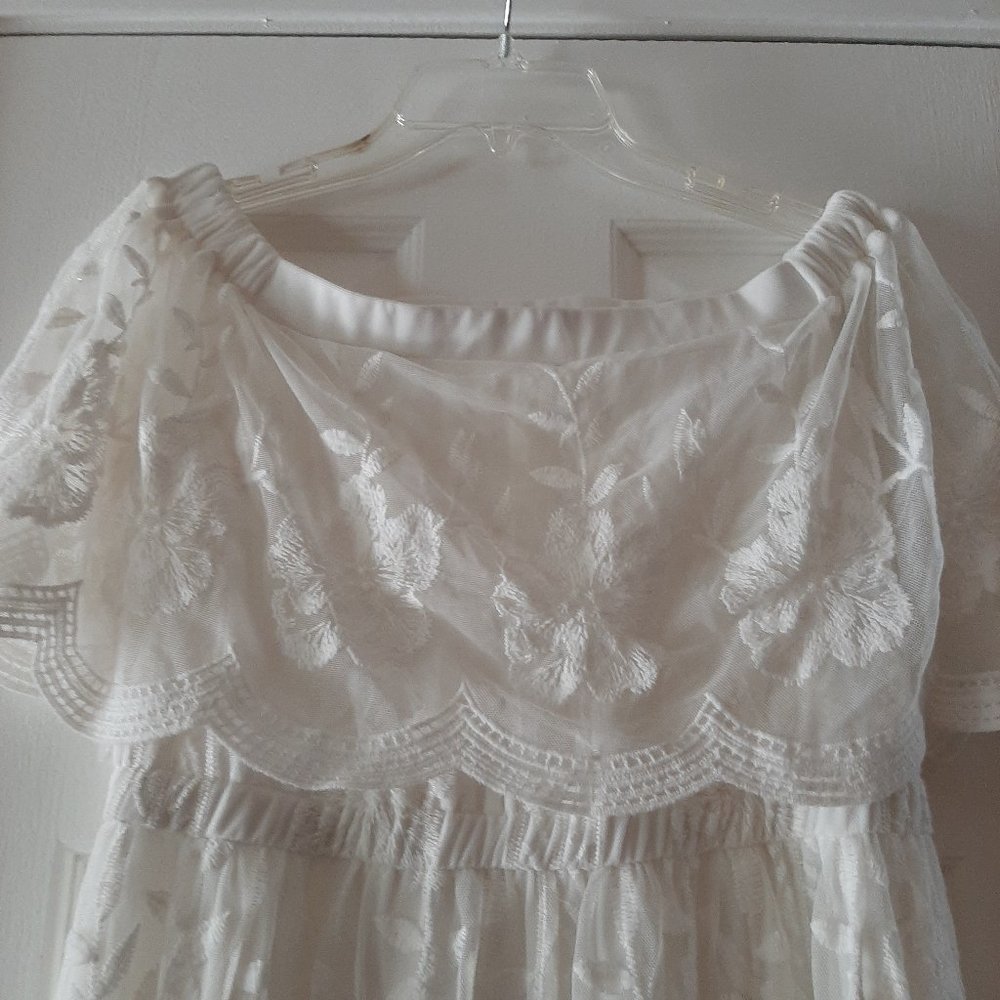 New Cotton Lace Maxie Dress - Picture 3 of 6